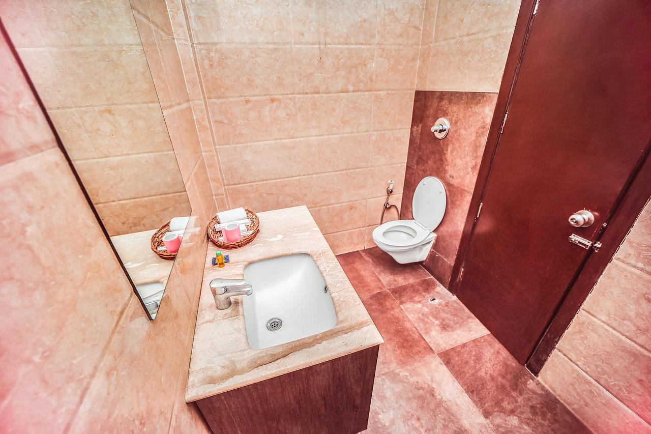 Fabhotel Basera Amritsar Buitenkant foto
