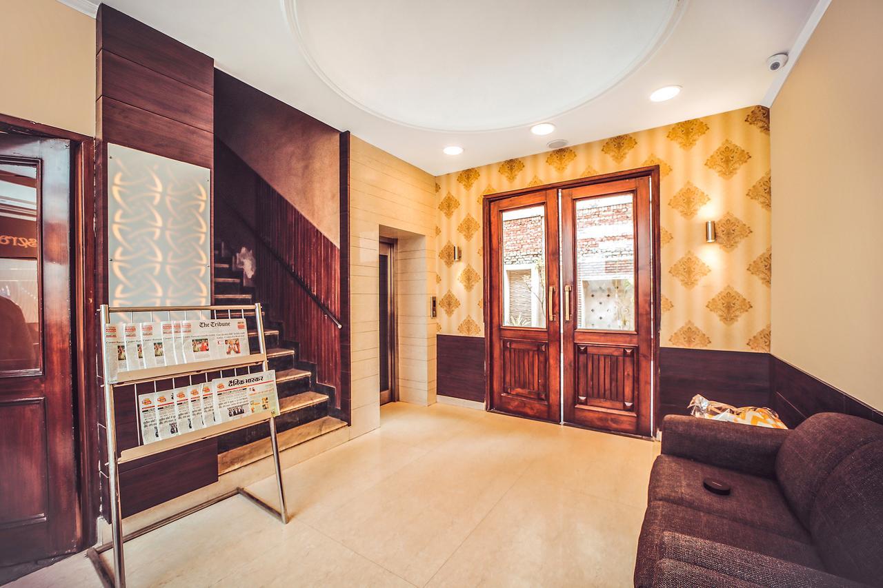 Fabhotel Basera Amritsar Buitenkant foto