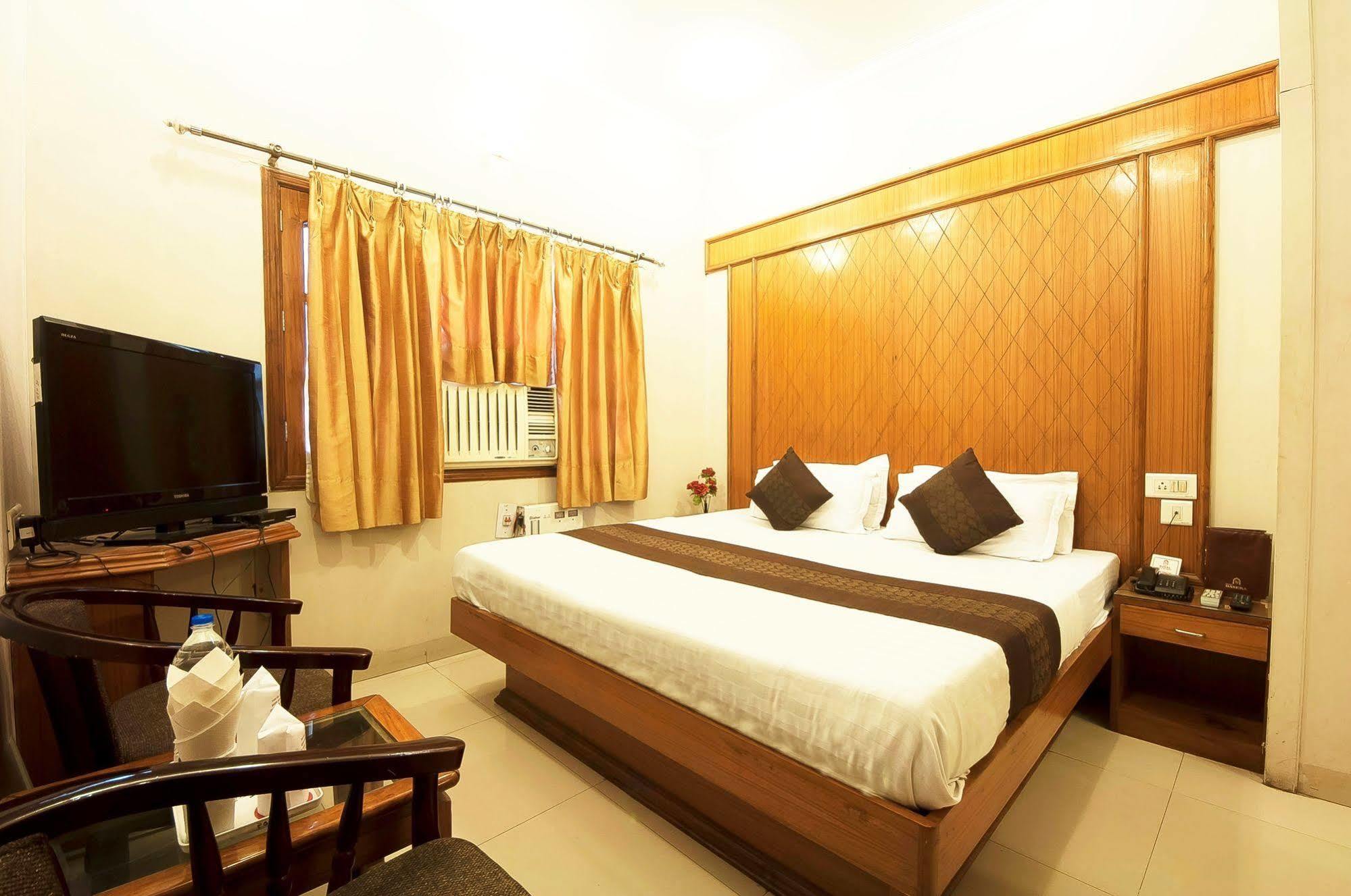 Fabhotel Basera Amritsar Buitenkant foto